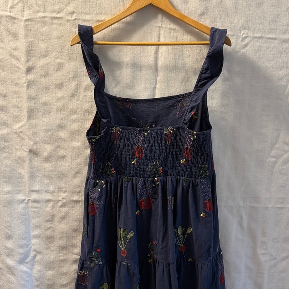 XL ladies 100% cotton navy and embroidered maxi dress. - Picture 3 of 4